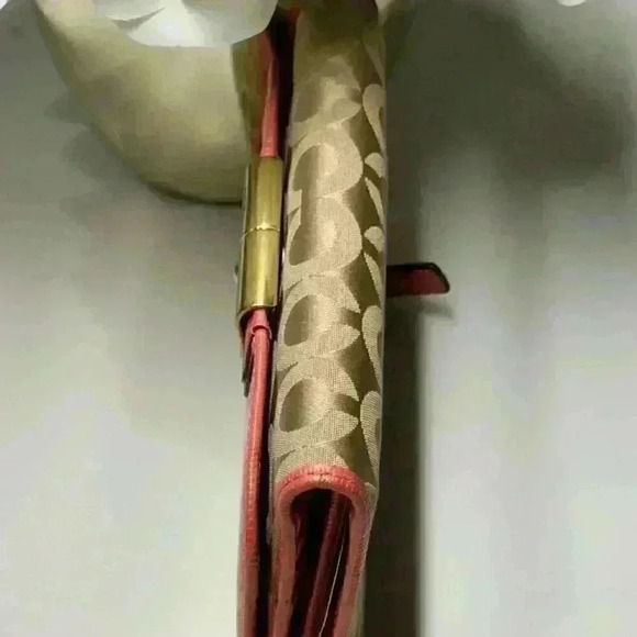 Coach Kristin C Op Art Large Checkbook Wallet 45105 NWT! - Picture 4 of 8